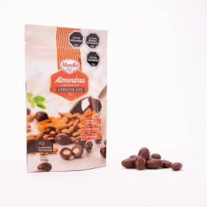 Almendras Bañadas con Chocolate de Leche
